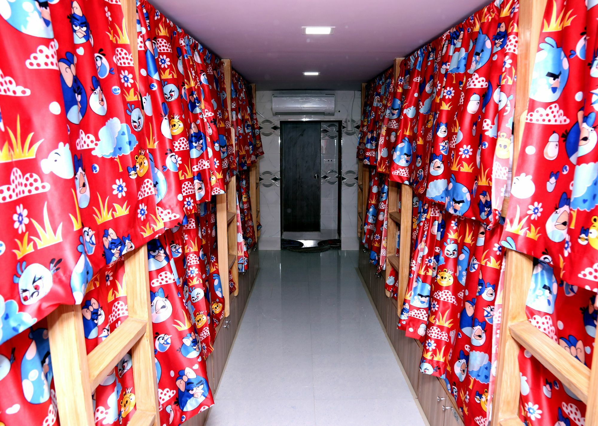 Delta Dormitory Bombaim Exterior foto